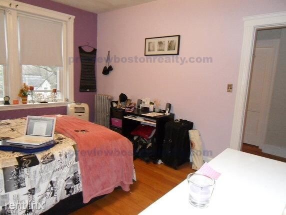 Primary Photo - 119 Sutherland Rd