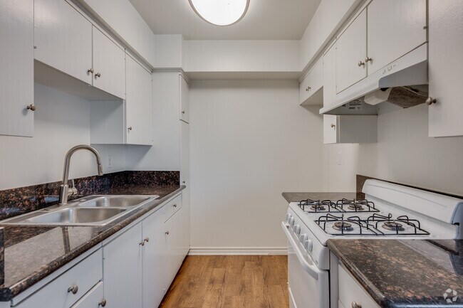 1 BR, 1 BA - Rancho La Paz Apartments - Rancho La Paz Apartments
