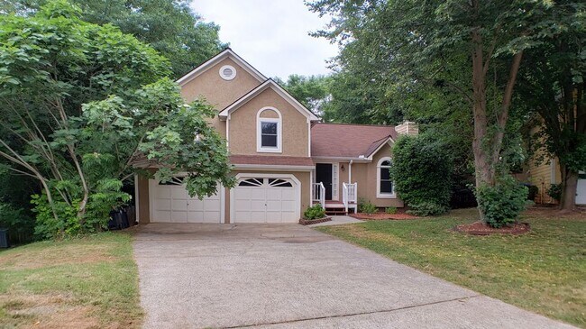 Building Photo - Adorable 3/2.5 Split Level