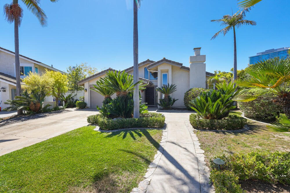 Foto principal - 8924 Montrose Way