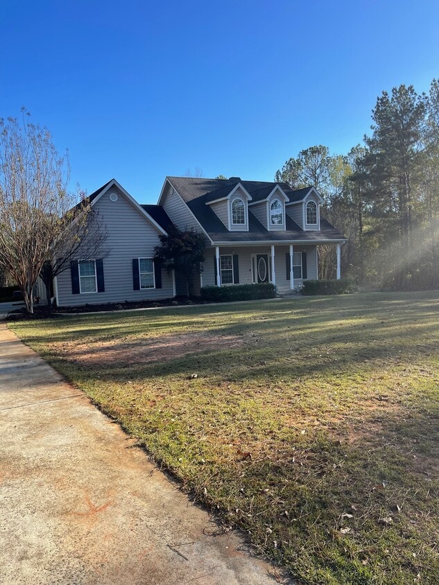 Front of House - 895 Pea Ridge Rd