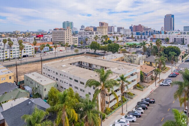 528 Cedar Ave Long Beach, CA 90802 - 528 Cedar Ave