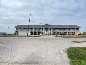 Building Photo - 1015 Bluewater Hwy
