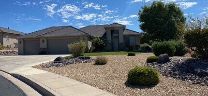 Building Photo - 443 S 1750 E