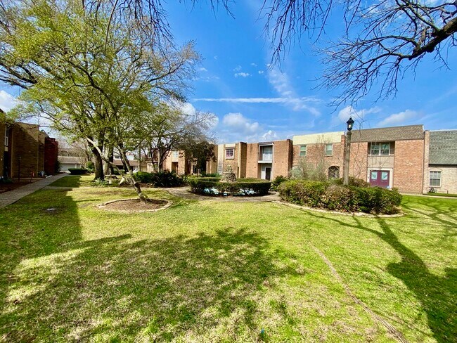 Foto del edificio - 1259 Blalock Rd