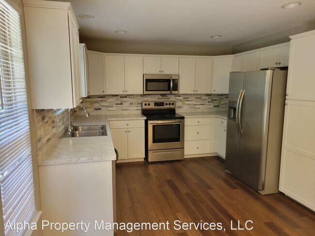 Foto del edificio - 4 br, 2.5 bath House - 966 E Market