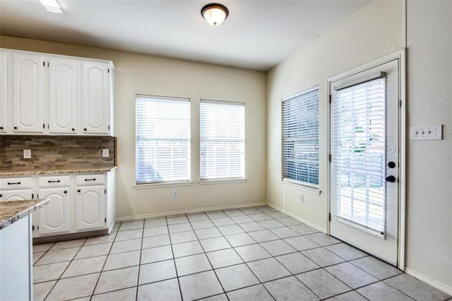Foto del edificio - 5121 Timber Park Dr