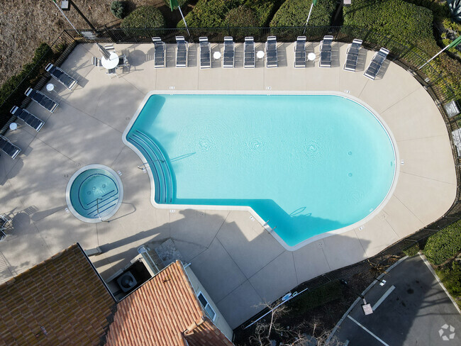 Piscina - Morning Ridge Apartment Homes