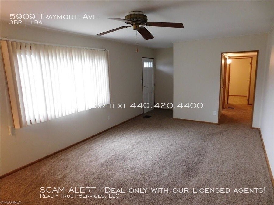 Building Photo - 5909 Traymore Ave