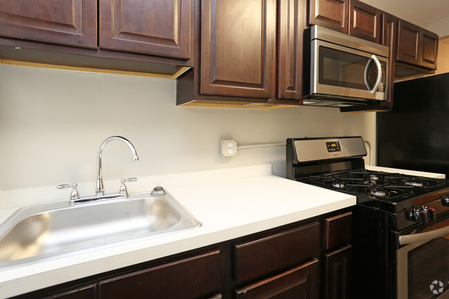 Cocina - Amherst Park Apartments