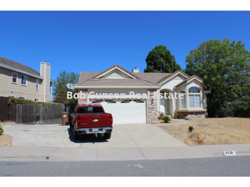 Large 3 bedroom House Rental in Antioch, CA
