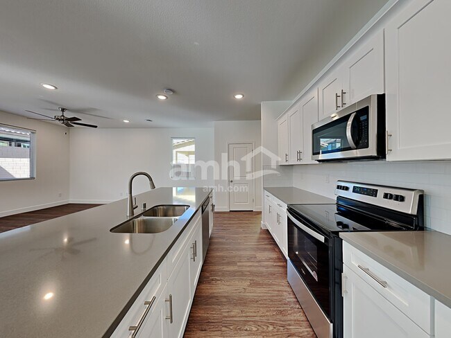Building Photo - 9143 Crocker Pt Ct