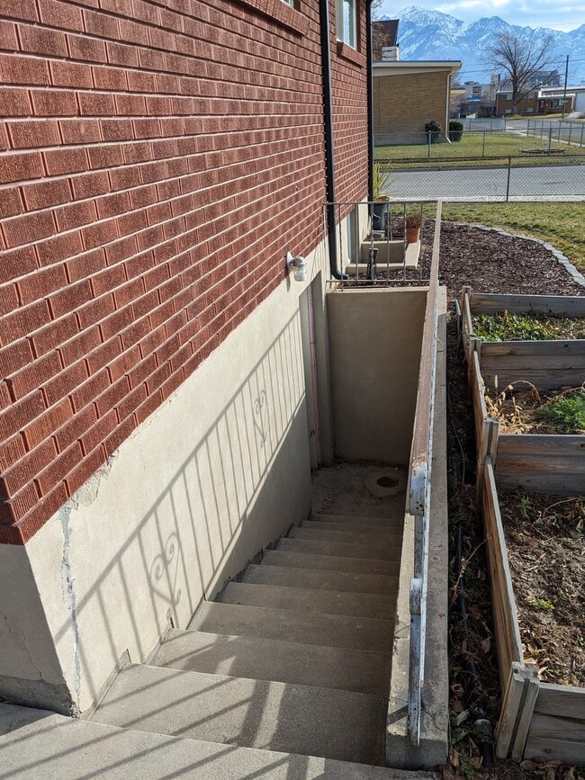 Building Photo - 5736 S Sagewood Dr