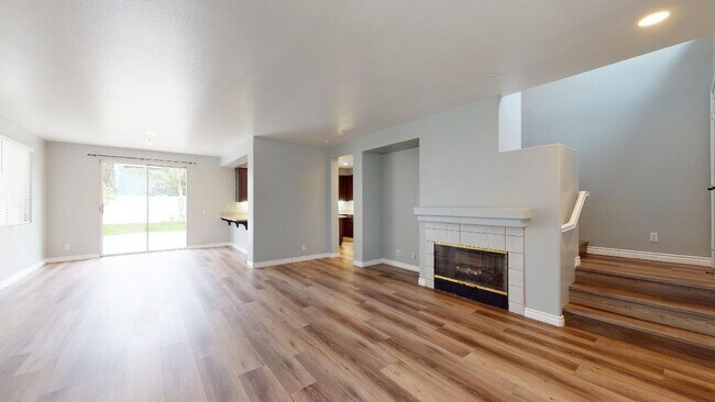 Foto del edificio - Beautiful 4 Bedroom and 2.5 Bathrooms, gre...