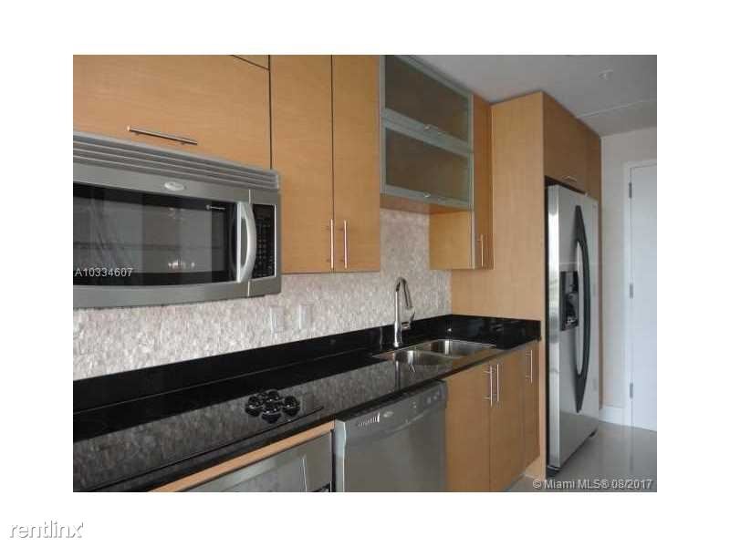 Foto principal - 1421 S Miami Ave