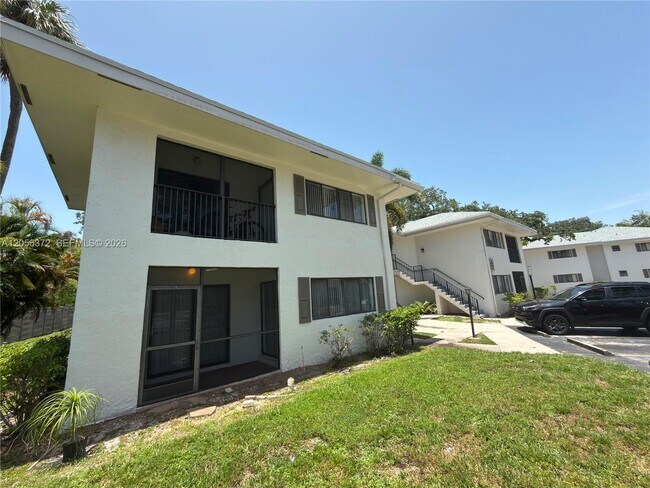 Building Photo - 403 NW 68th Ave