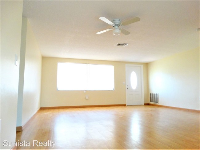 Building Photo - 3 br, 1.5 bath House - 4133 Westwood Drive
