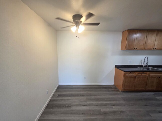 Building Photo - Ashcroft4536