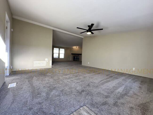 Foto del edificio - 1664 W Coralbrooke Dr