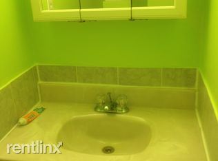 Foto del edificio - 29615 Greening St