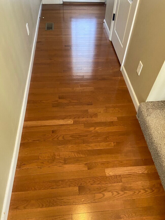 484 Parkgate Dr, Lake Saint Louis, MO 63367 House Rental in Lake