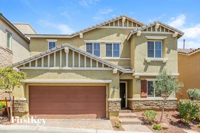 Foto principal - 10752 Knickerbocker Ave