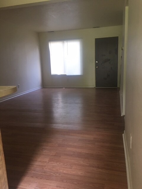 Building Photo - 776 King St