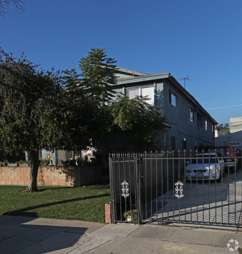 Building Photo - 5309 Lincoln Ave