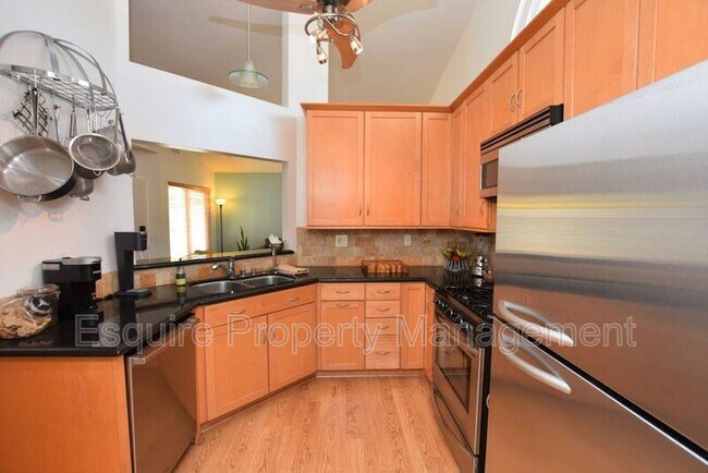 Building Photo - 1135 Mission Verde Dr