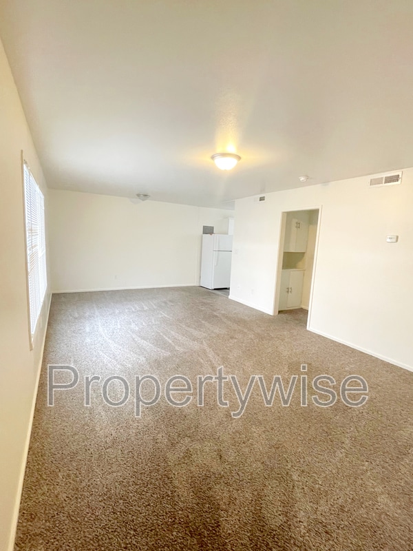 Building Photo - 1094 W 1520 N