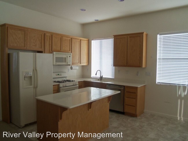 Building Photo - 3 br, 2.5 bath House - 101 Unity Circle