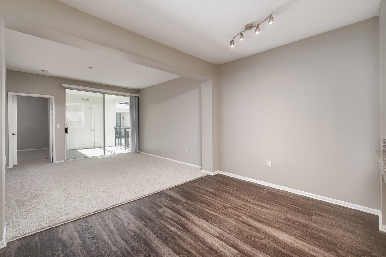 Photo - Regents Court Apartments