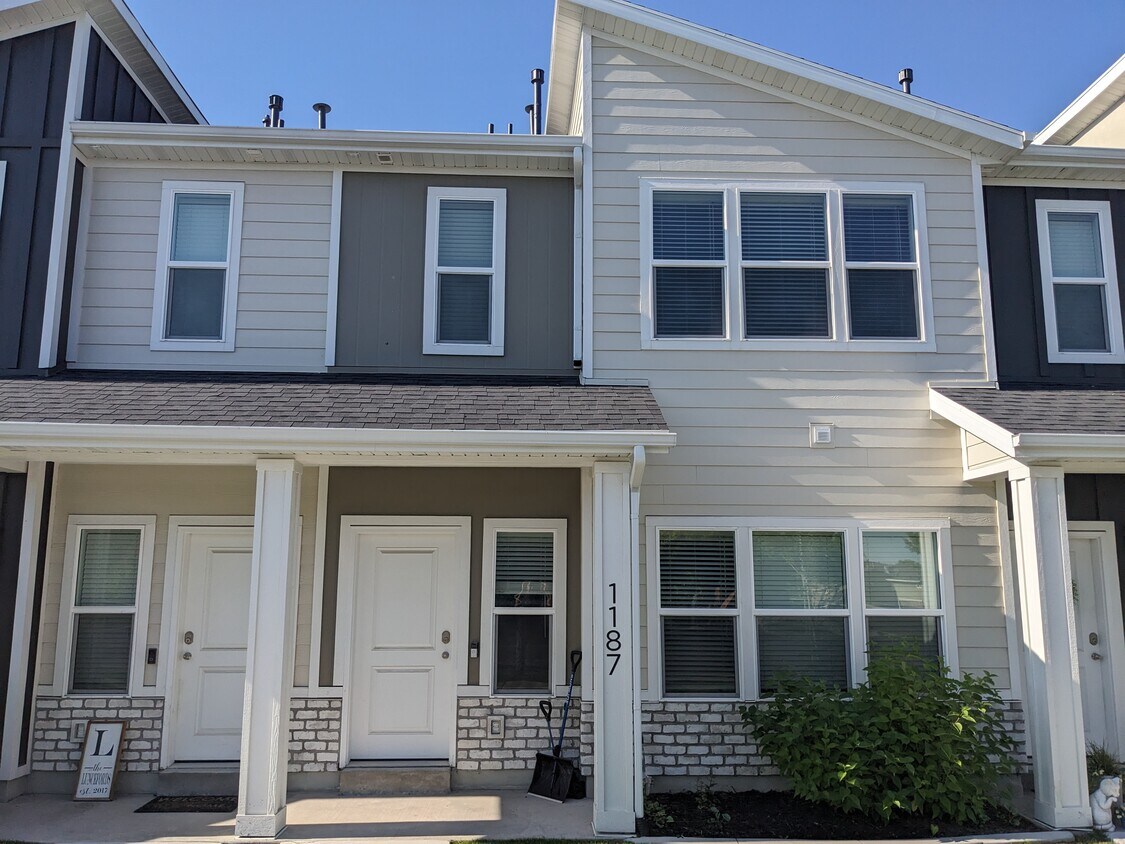 1187 W 1820 S, Logan, UT 84321 Townhome Rentals in Logan UT