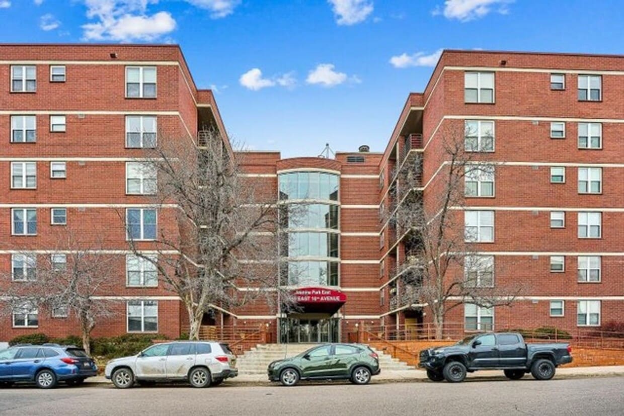 Available NOW! 1 Bedroom 1 Bath Beautiful Condo in Denver! - Available NOW! 1 Bedroom 1 Bath Beautiful Condo in Denver!