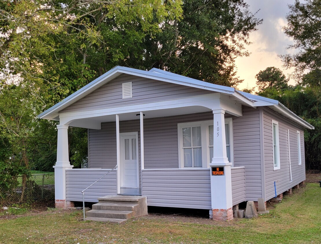 105 Martin Luther King Jr St, Baldwin, LA 70514 House Rental in Baldwin, LA