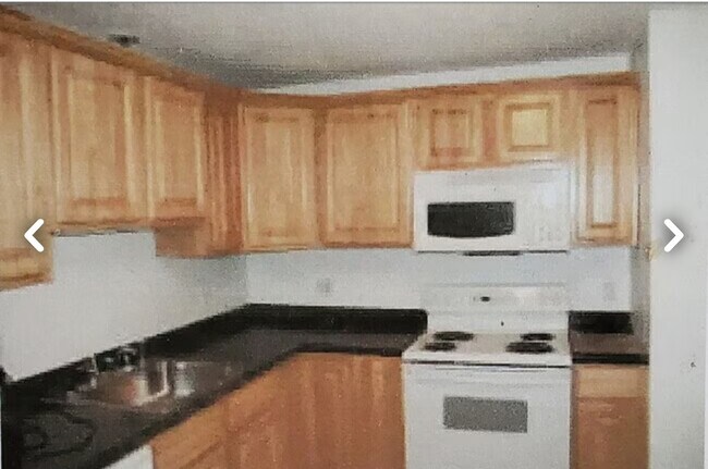 Foto del edificio - 4 Hazelwood Ave