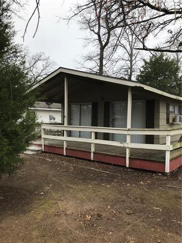 Building Photo - 1000 Holiday Dr