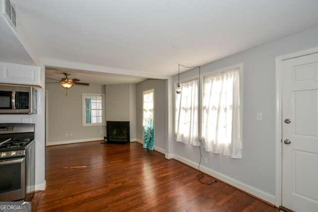 Building Photo - 1118 Rosedale Dr NE