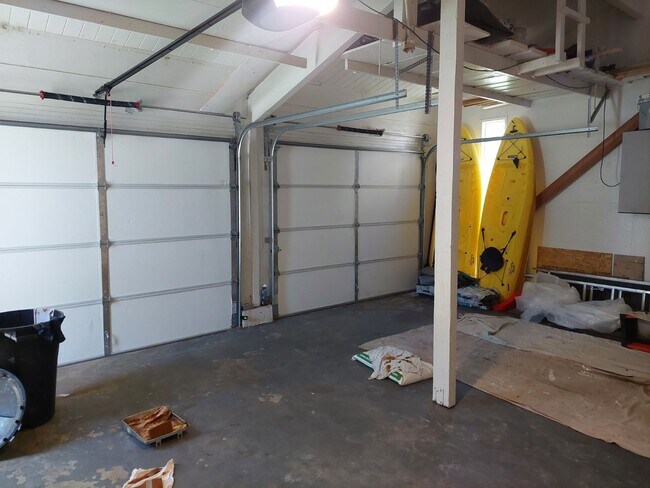 Building Photo - Monthly rental in the Tahoe Keys with boat...