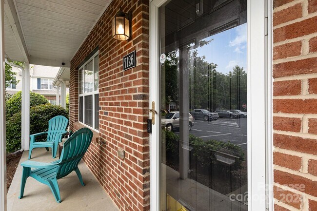 Building Photo - 7126 Bidford Ct