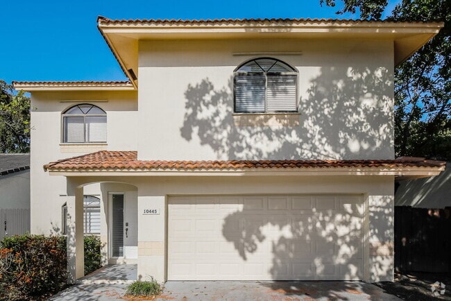 Building Photo - 10445 SW 158th Pl