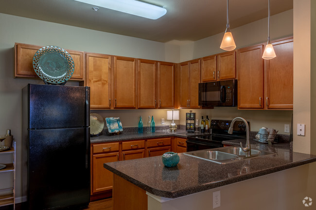 2BR,2BA - Avalon Apartments