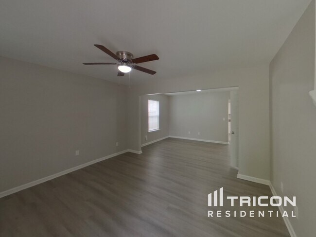 Building Photo - 449 Grand National Lane Elgin SC