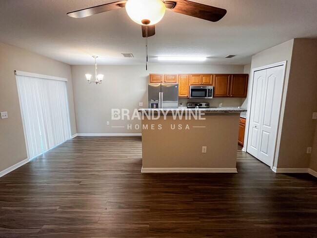 Foto del edificio - 8269 Halls Hammock Ct