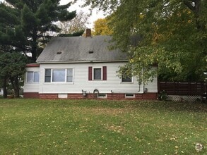 Building Photo - 1391 Minnehaha Ave E
