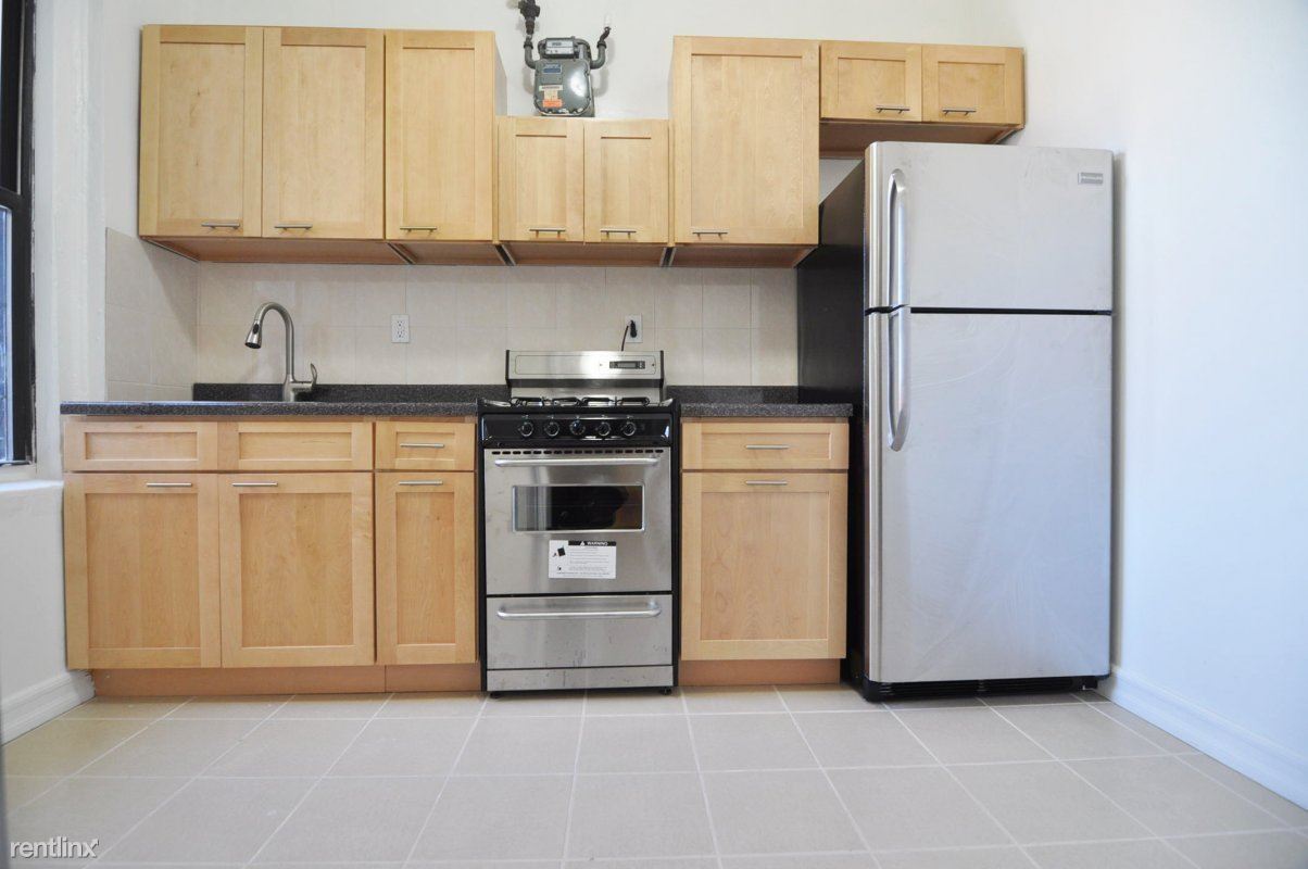 Foto principal - 570 Isham St