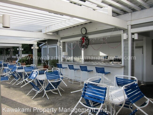Building Photo - 1 br, 1 bath House - 528 Mananai Place #16C