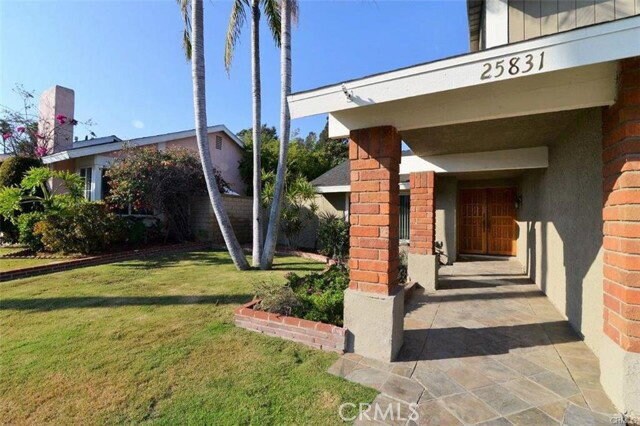 Building Photo - 25831 Chapel Hill Dr