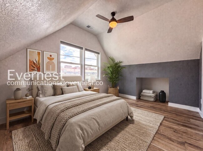 Foto del edificio - 1336 1/2 Kalamath Street
