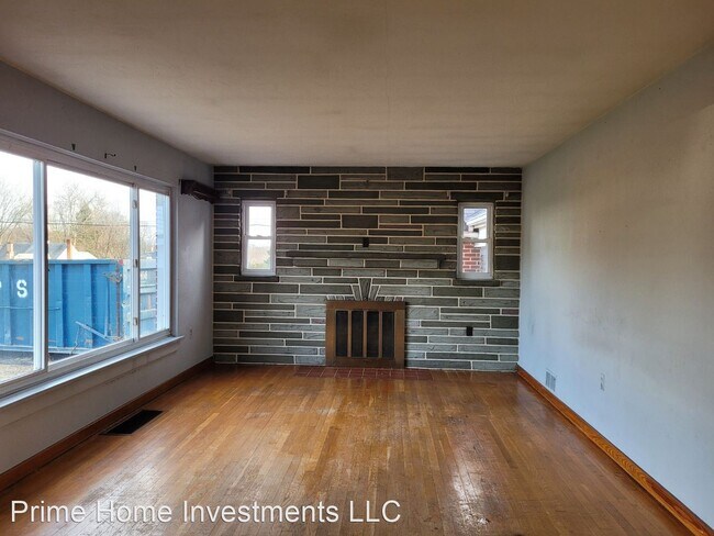 Building Photo - 2 br, 1 bath House - 3943 Westbranch Highway